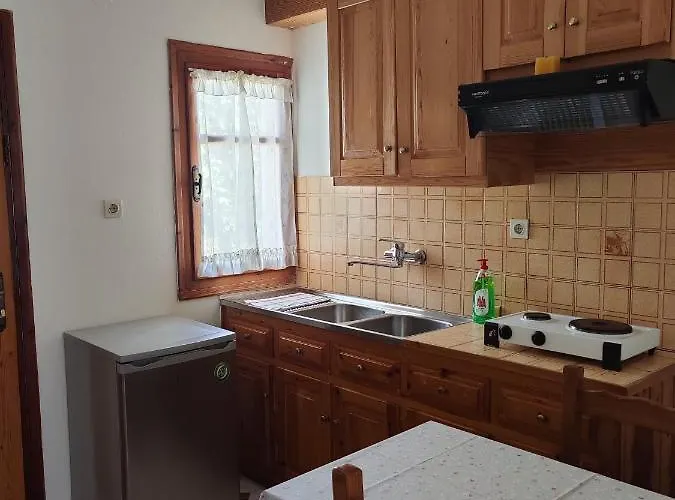 Maistreli شقة فندقية 2*