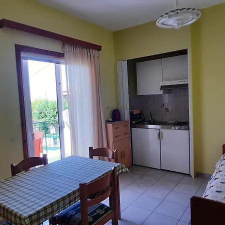 Maistreli Apartmanhotel 2*