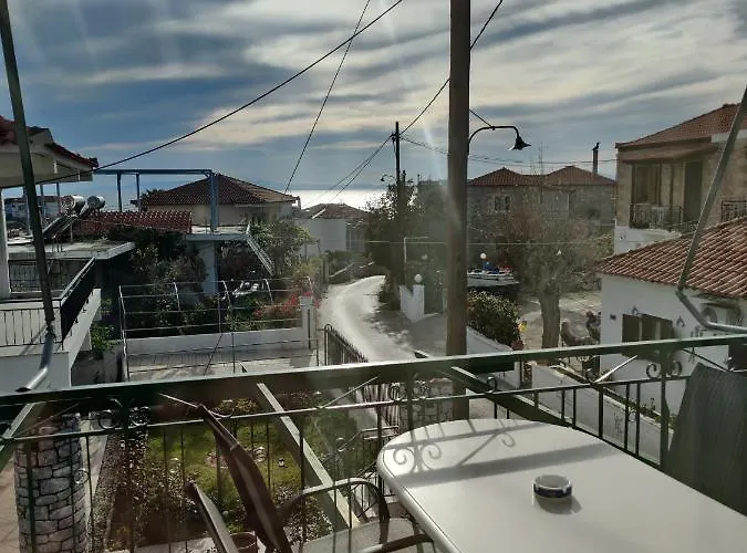 Maistreli 2* Stoúpa